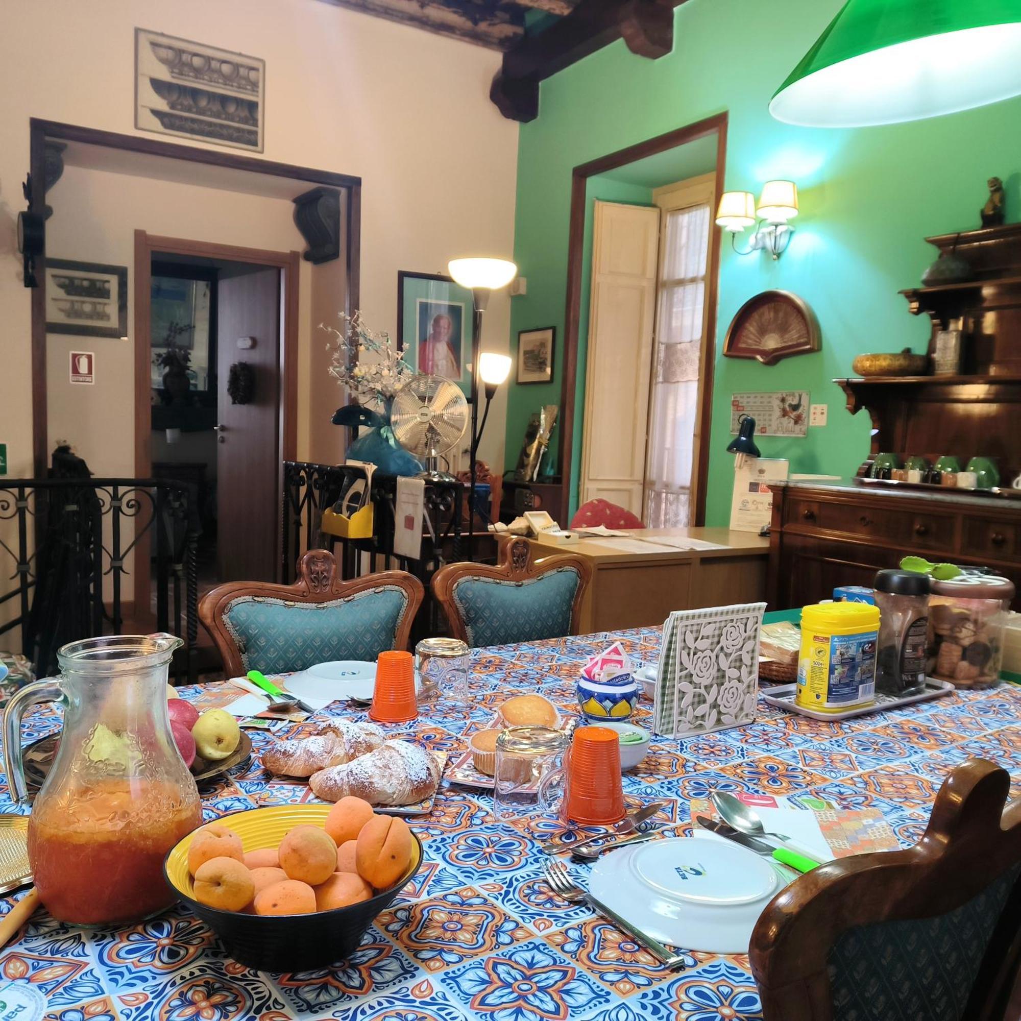 Vittorio Emanuele Rooms Di Prinzi Palermo Exteriér fotografie