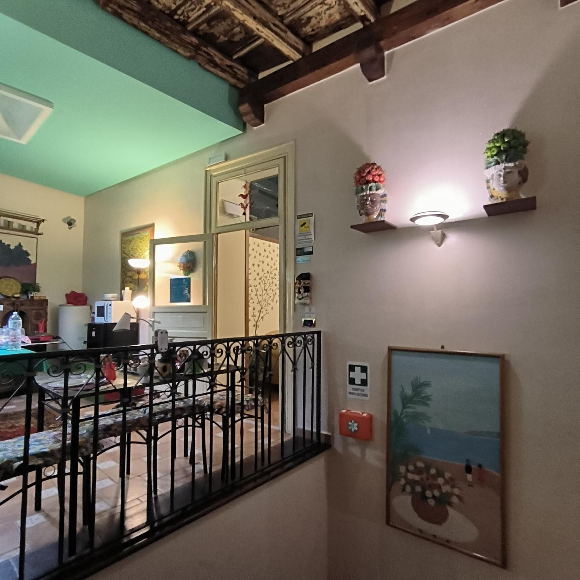 Vittorio Emanuele Rooms Di Prinzi Palermo Exteriér fotografie