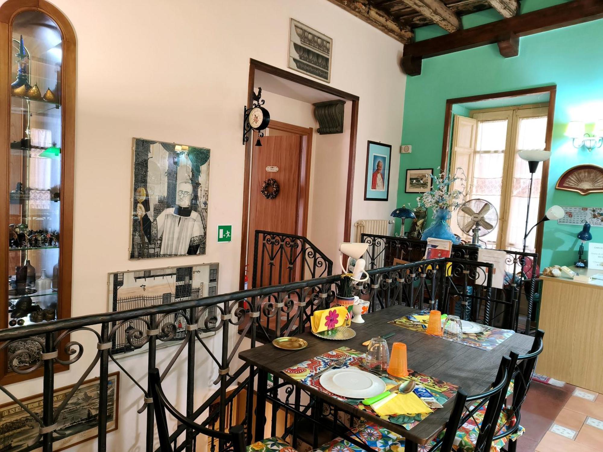 Vittorio Emanuele Rooms Di Prinzi Palermo Exteriér fotografie