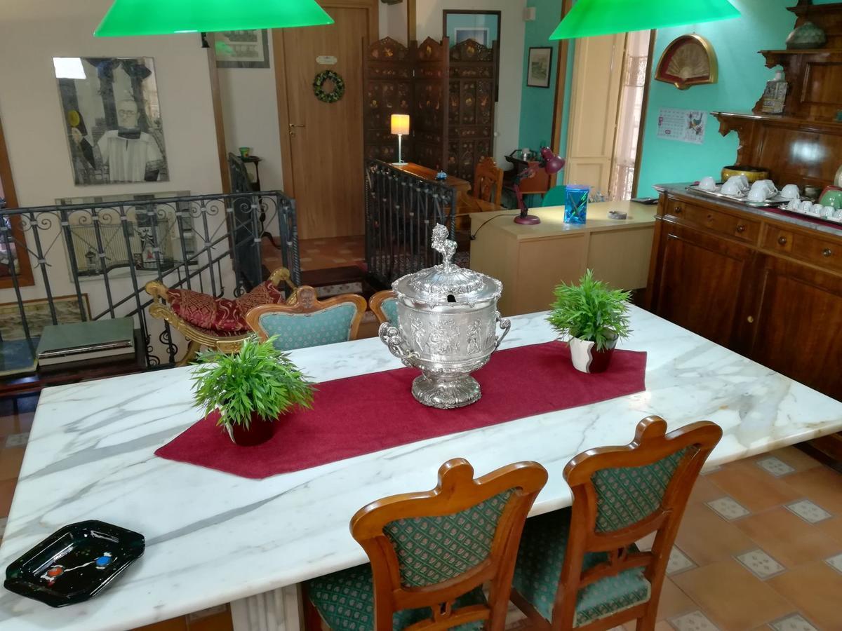 Vittorio Emanuele Rooms Di Prinzi Palermo Exteriér fotografie