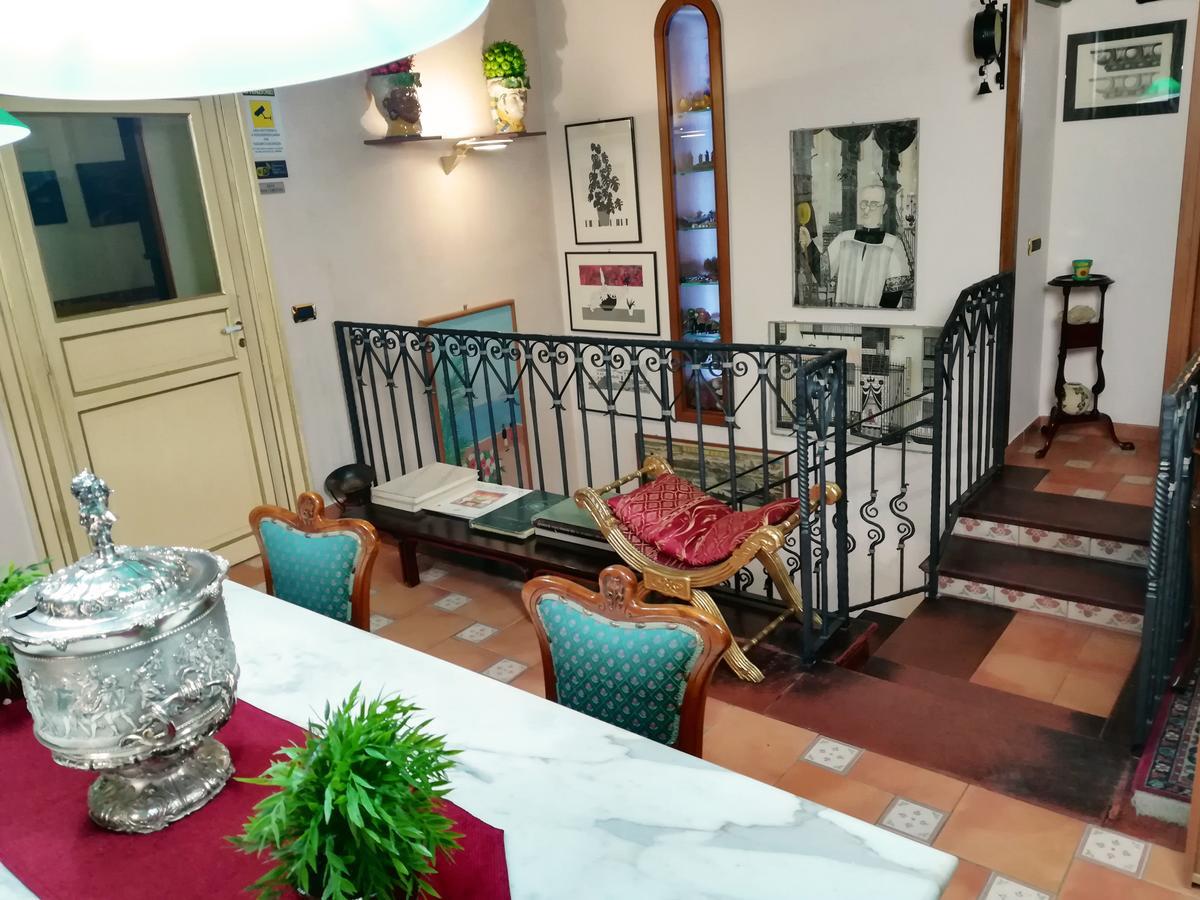 Vittorio Emanuele Rooms Di Prinzi Palermo Exteriér fotografie